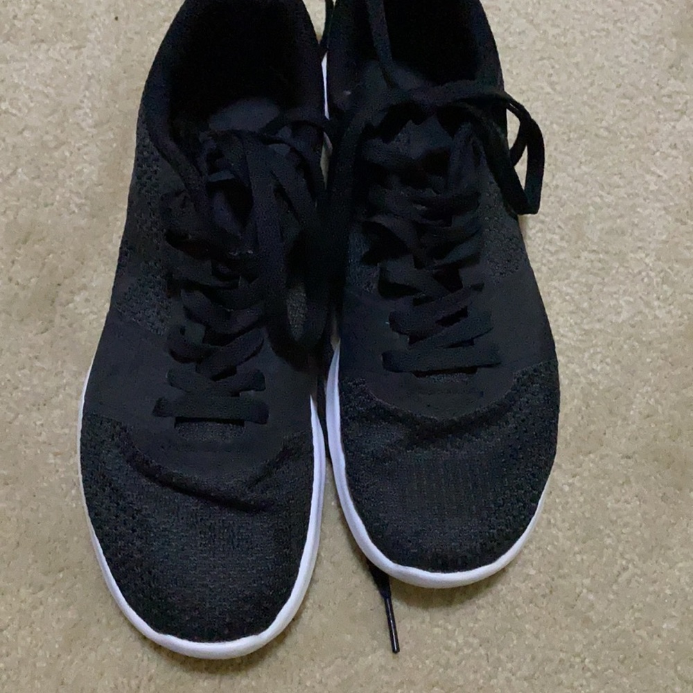 ASICS shoes - Picture 4 of 5